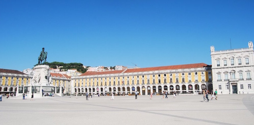 Let's go to Baixa: where the heart of Lisbon beats!